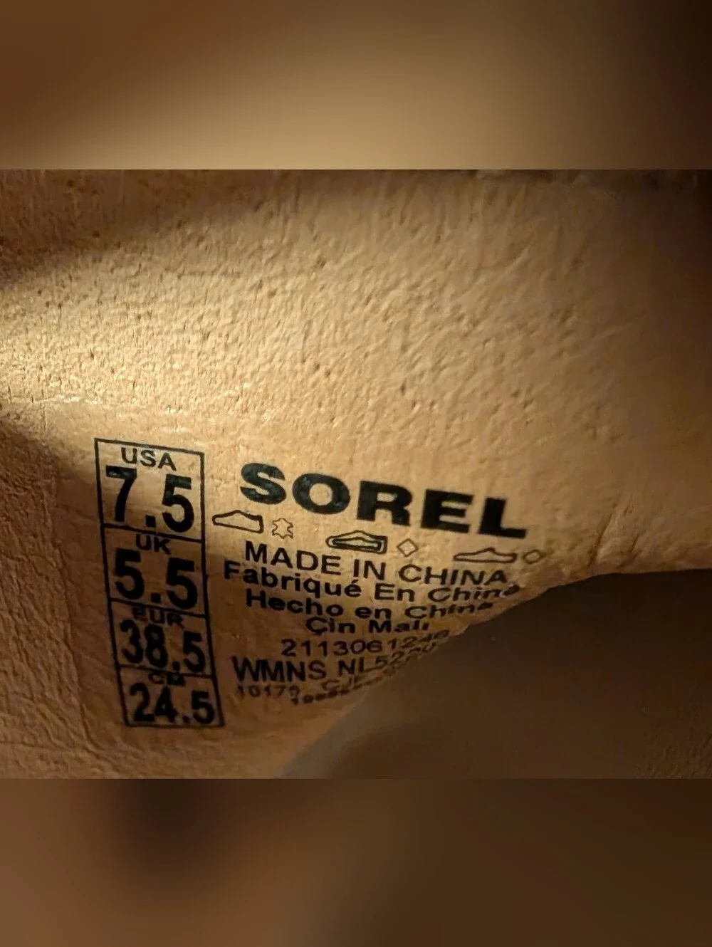 Sorel Joanie IV Wedge Honest Beige/Gum Sandals Size 7.5 Like New